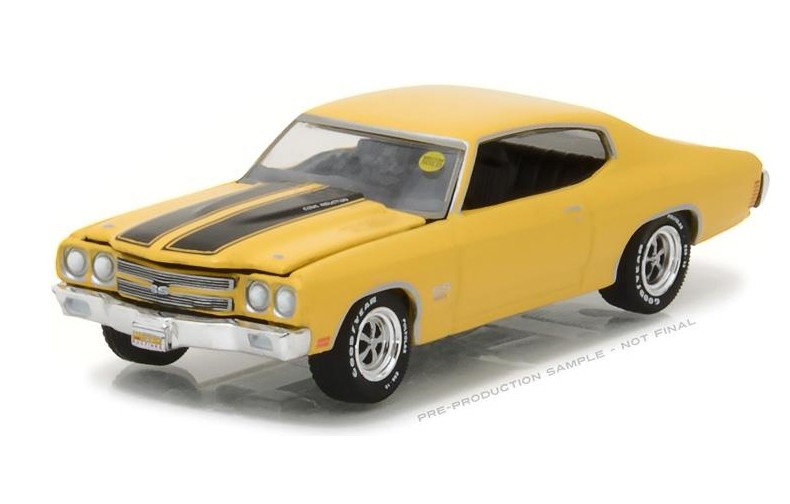 1970 Chevy COPO Chevelle - COPO Daytona Yellow Solid Pack - Mecum Auctions Collector Cars Series 1 1:64