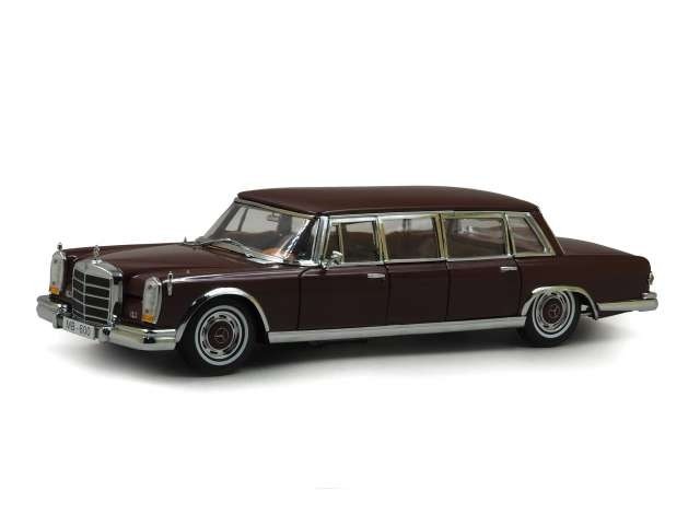 Macheta Auto Sun Star, 1966 Mercedes-Benz 600 Pullman 1:18